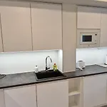 公寓 In Seaside 83m2 With Sauna Boat To Estonia 450 M From 赫尔辛基