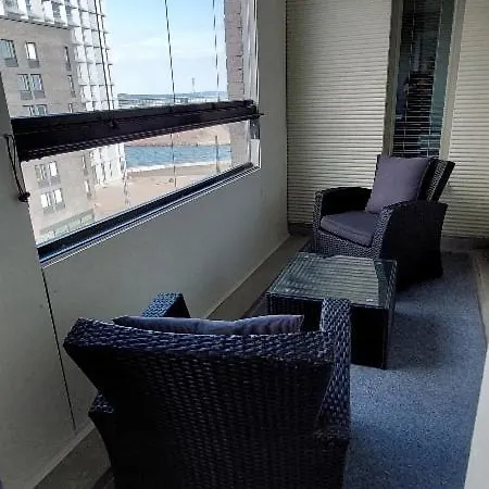 In Seaside 83m2 With Sauna Boat To Estonia 450 M From Apartamento Helsinki